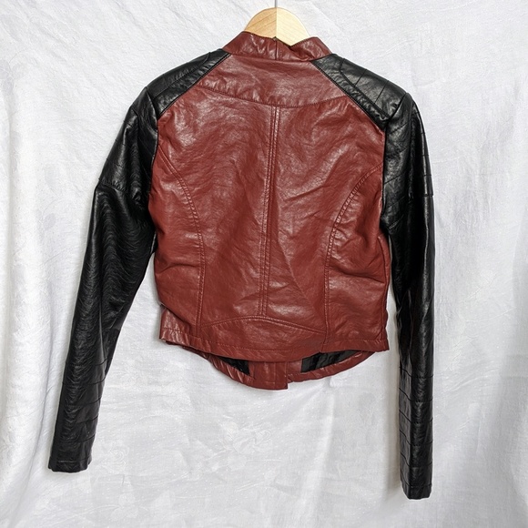 Rue21 Black & Wine Vegan Leather Cropped Jacket - Picture 4 of 11